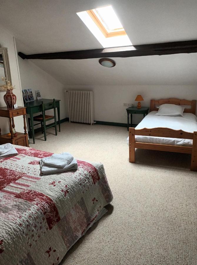 Chambres d'hôtes Le Veilleur de Noblat Saint-Léonard-de-Noblat Exterior foto